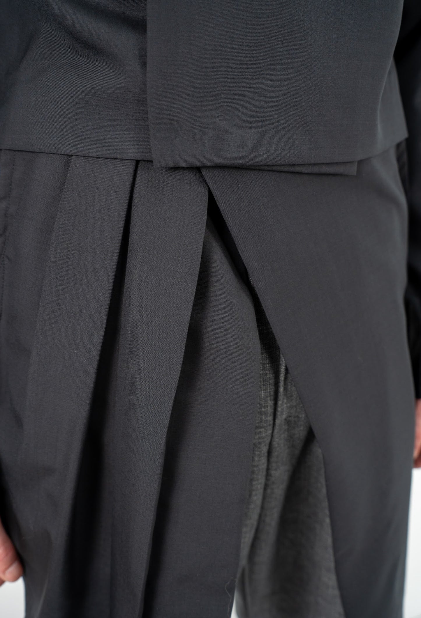 W SKIRT